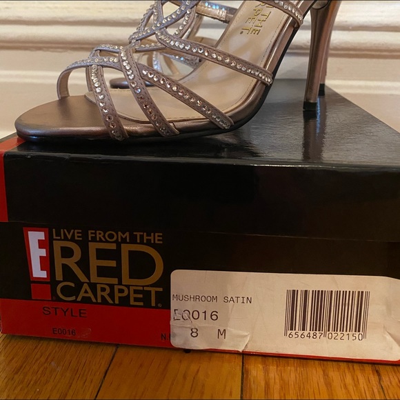 LIVE FROM THE RED CARPET BEAUTIFUL SANDALS WITH HEEL - Picture 2 of 5
